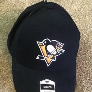 Men's Black Penguins Cap-Fan Fanatics-NEW